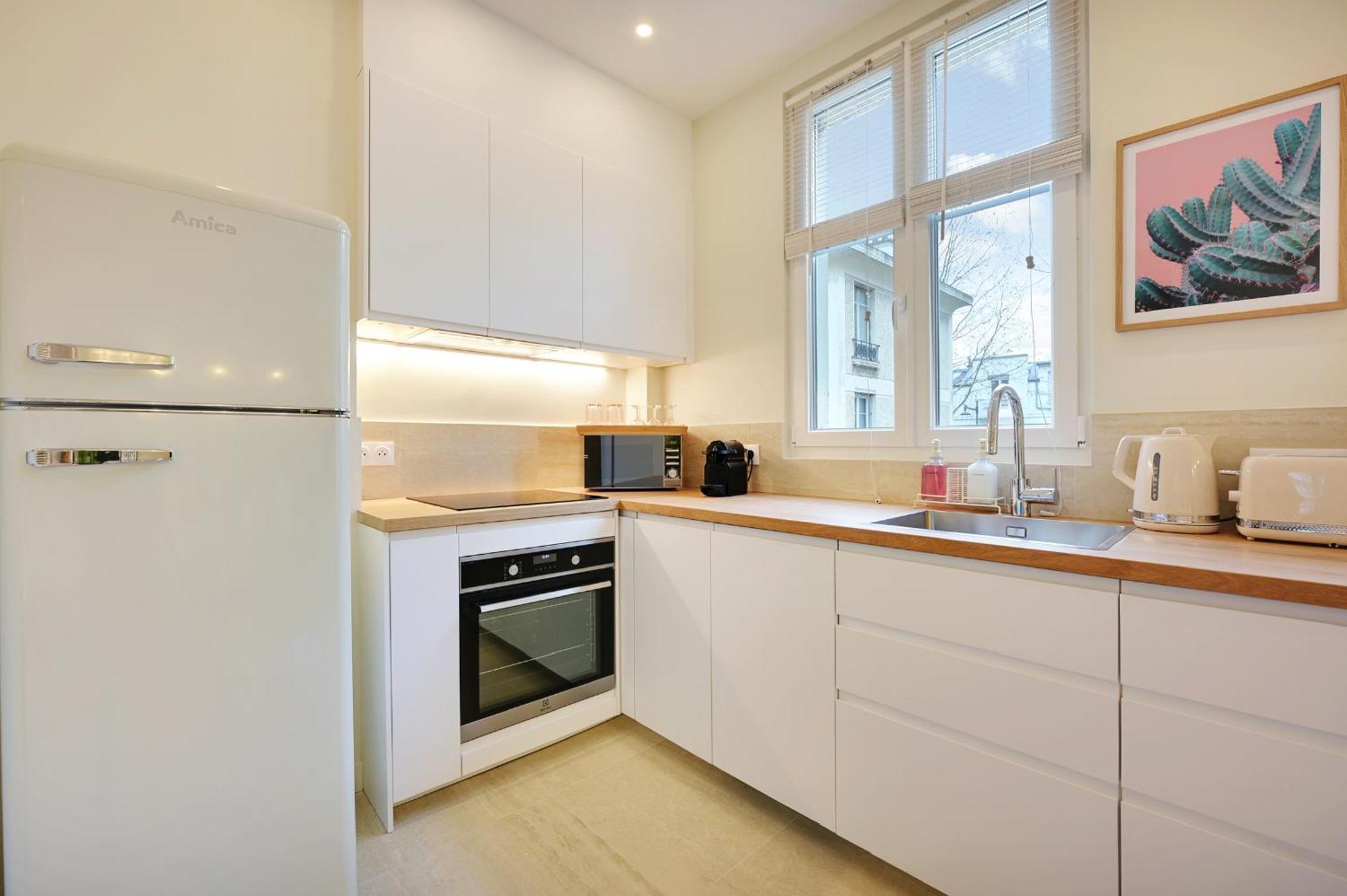 Comfy Suite By Les Maisons De Charloc Homes Boulogne-Billancourt Kültér fotó
